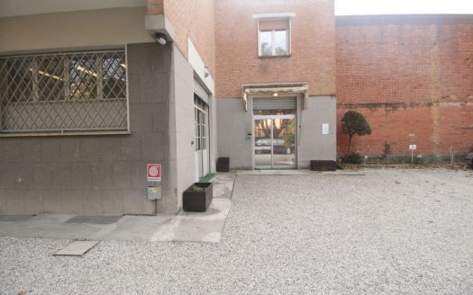 UV14 Large Commercial Open Space in Santa Viola