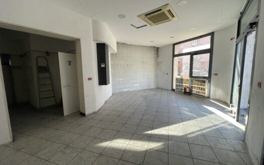 NV23 – Office in high visibility area with high pedestrian traffic, Via Zanardi