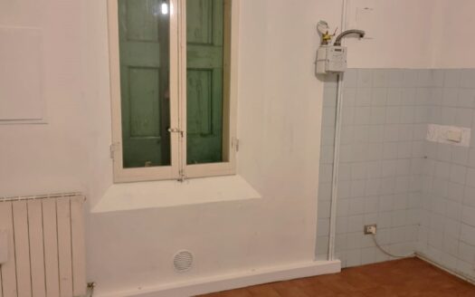 AV836 Via Marco Emilio Lepido, 2 bedroom in a small building with independent heating