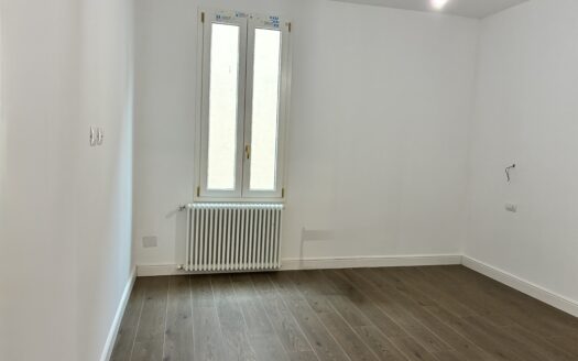 AA406 Appartamento in affitto in Via Augusto Aglebert