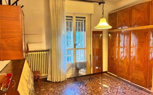 AA403 Bolognina ( ad. ze Ippodromo) in Via Francesco Primaticcio