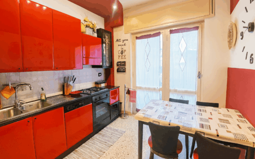 AV944- Appartamento in Vendita in centro, Bologna