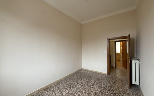 AA417 – Bellissimo appartamento al terzo piano