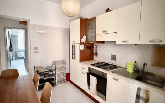 AV986 – Appartamento in vendita in via Bellombra – Bologna