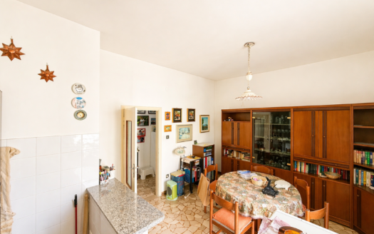 AV972 – Appartamento in vendita in Via Emilia Levante, Bologna