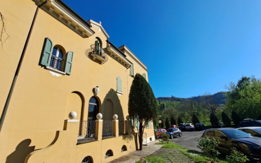 AV971 – Appartamento in vendita in Via Don Luigi Sturzo, Costa Saragozza