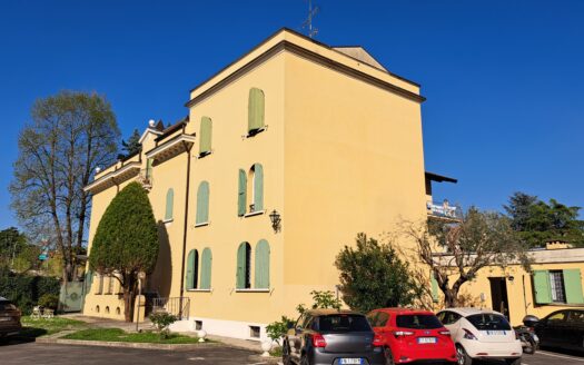 AV971 – Appartamento in vendita in Via Don Luigi Sturzo, Costa Saragozza