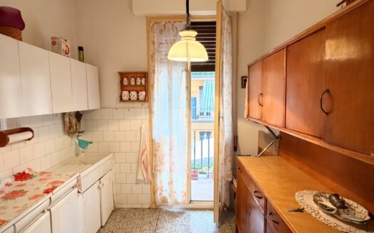 AV979 – Appartamento in vendita in Via Saragozza, Bologna