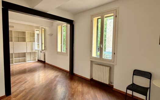 AV978 – Appartamento in vendita in Via degli Angeli, Bologna
