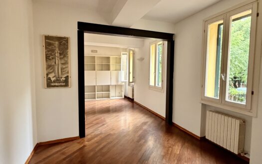 AV978 – Appartamento in vendita in Via degli Angeli, Bologna