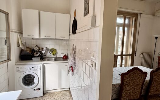 AV9983 – Appartamento in vendita in Via Galeotti, Bologna