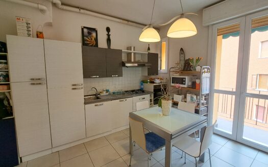 AV991 – Appartamento in vendita in Via Carlo Jussi 2, Bologna