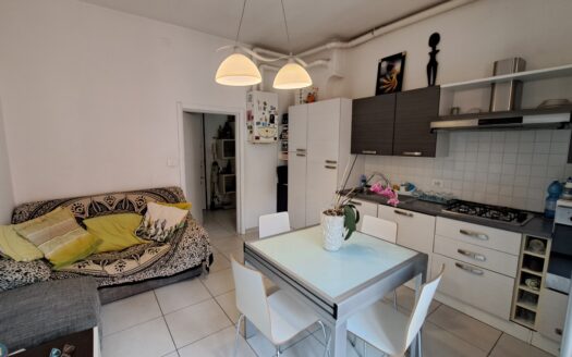 AV991 – Appartamento in vendita in Via Carlo Jussi 2, Bologna