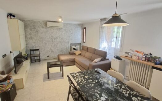 AV988 – Appartamento in vendita in zona Croce del Biacco