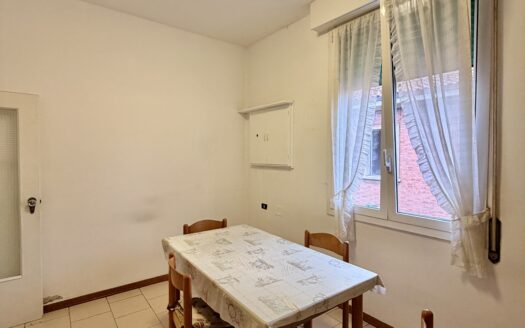 AV1022 – Appartamento in vendita in via Azzurra